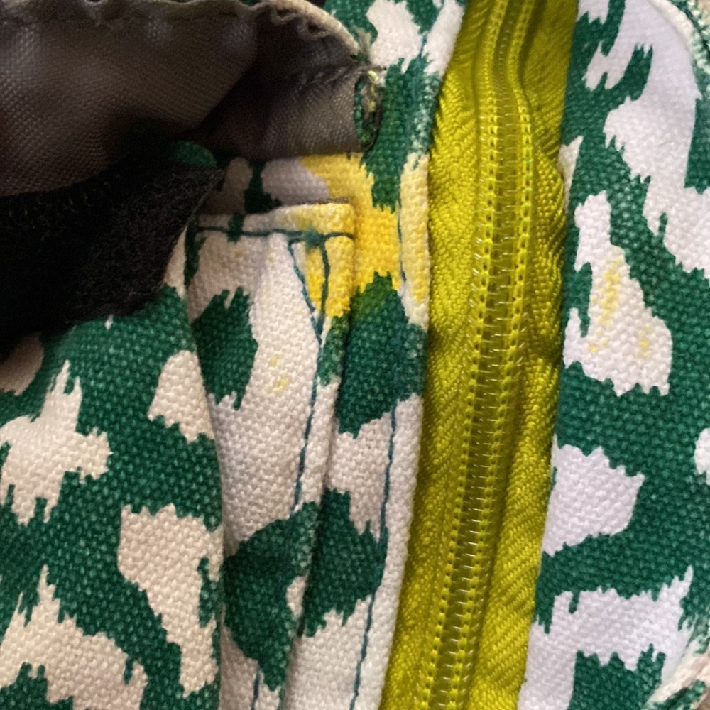 Kavu Crossbody Sling Rope Bag - Picture 4 of 6